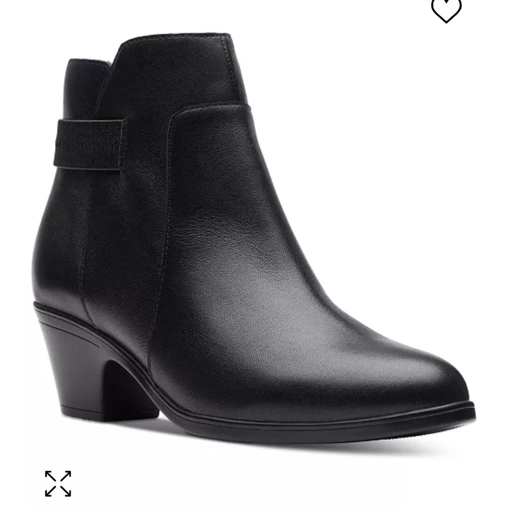 Clark Women’s Emily Holly ankle Boots size 7M